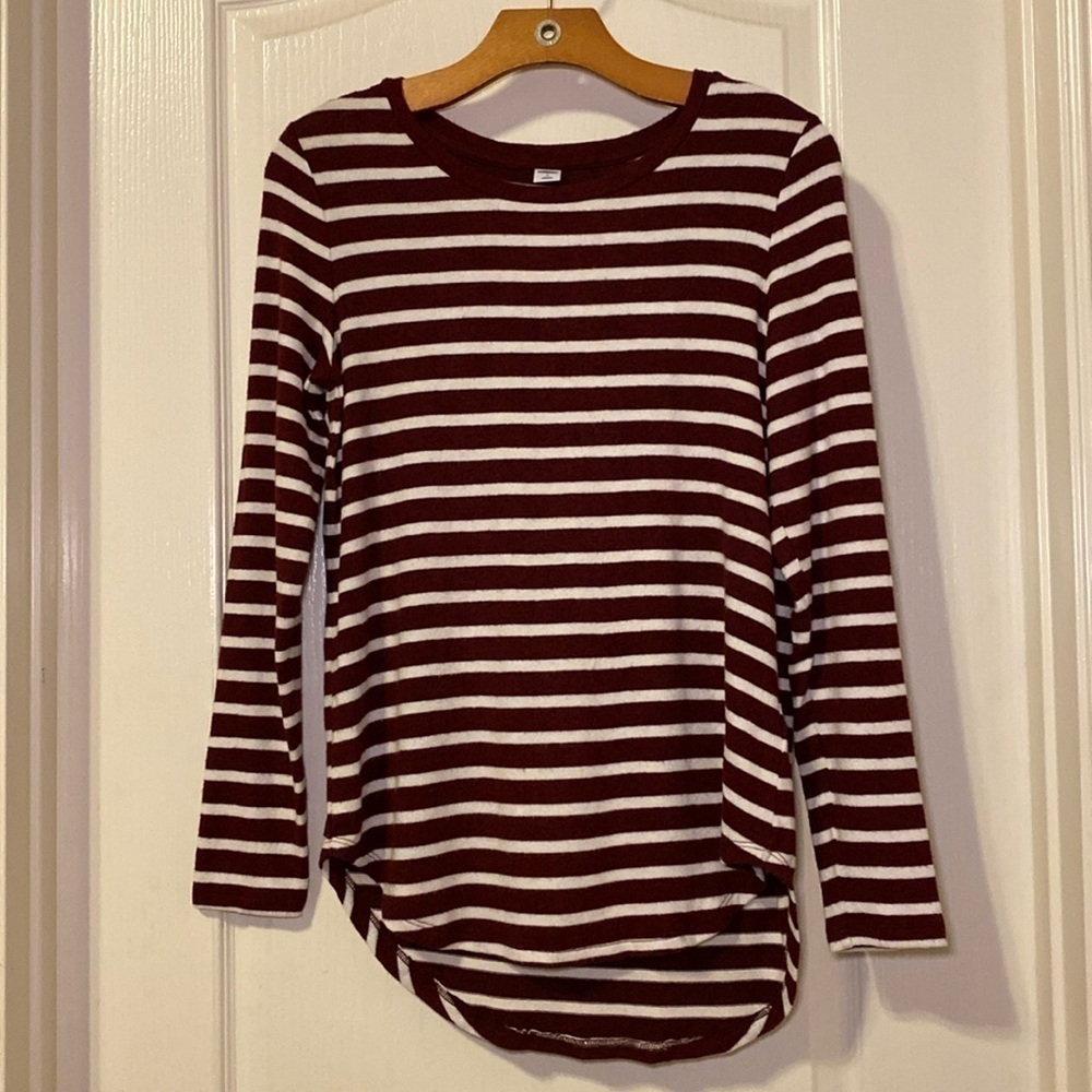 Old Navy Women's Burgundy and White Striped Sweater Size Small NWOT